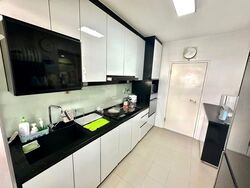 Blk 293D Skypeak @ Bukit Batok (Bukit Batok), HDB 4 Rooms #467208481